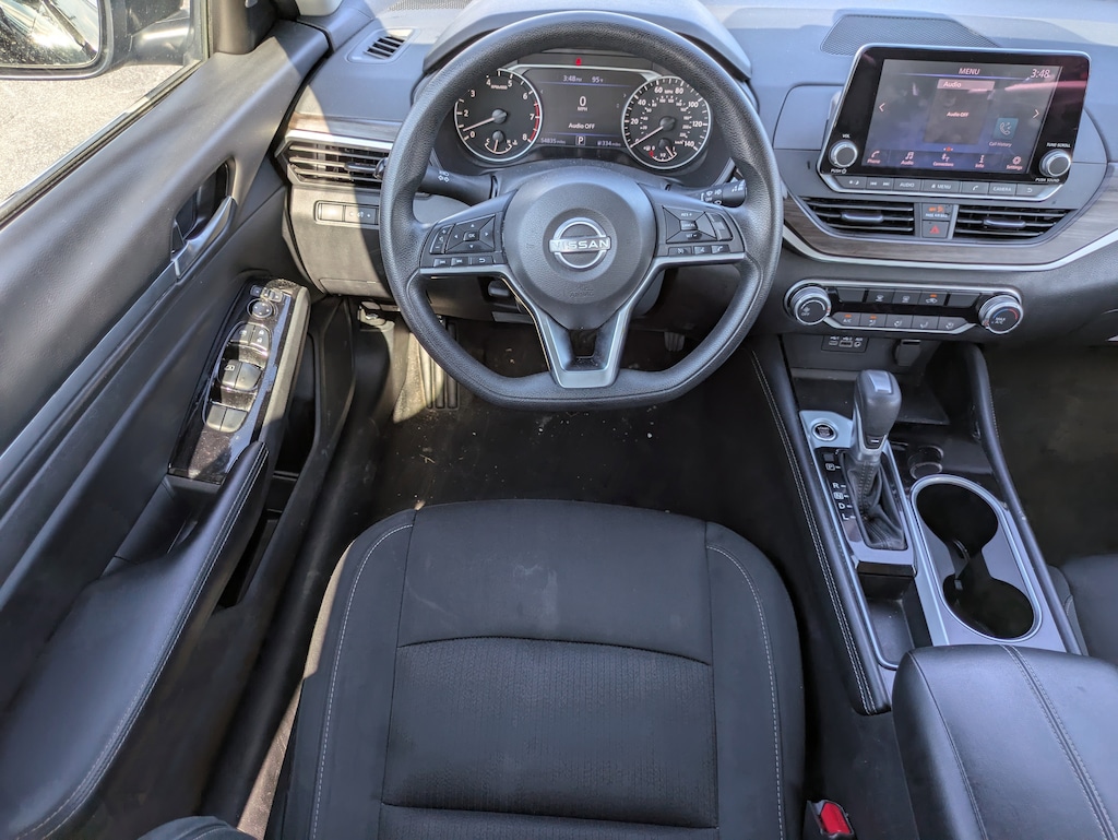 Used 2023 Nissan Altima 2.5 SV Sedan