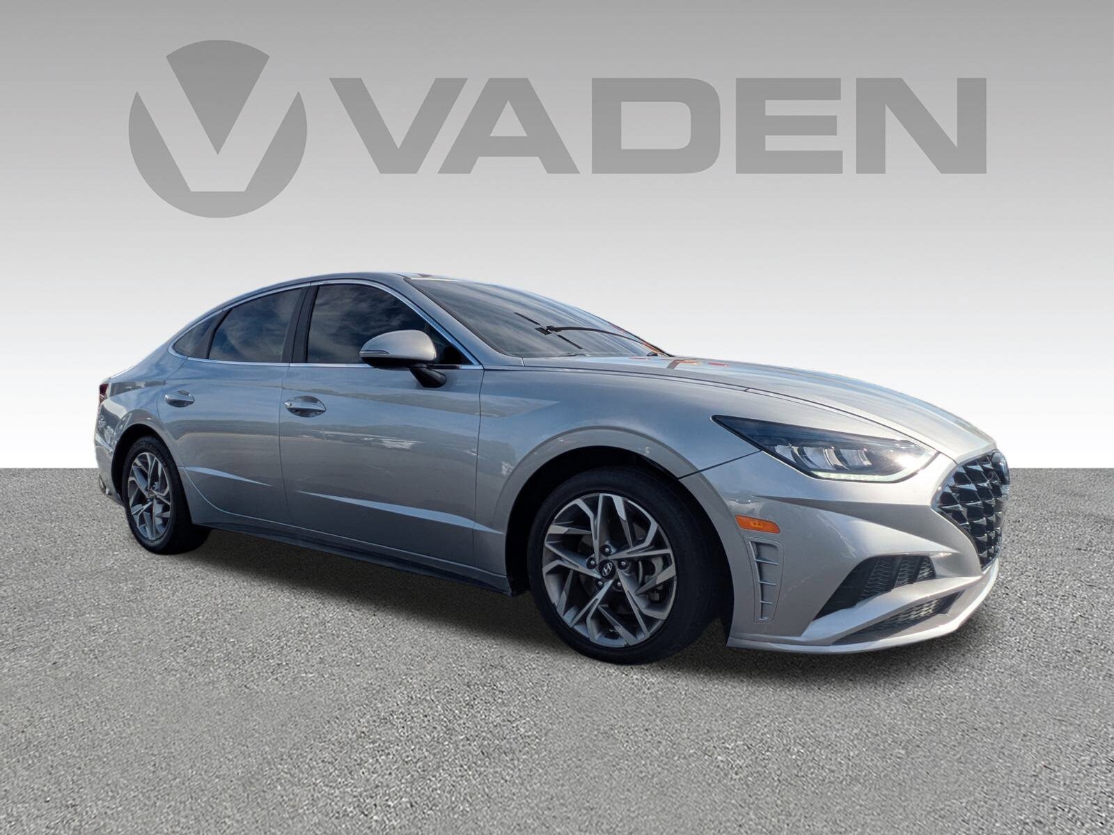 2021 Hyundai Sonata SEL photo 2