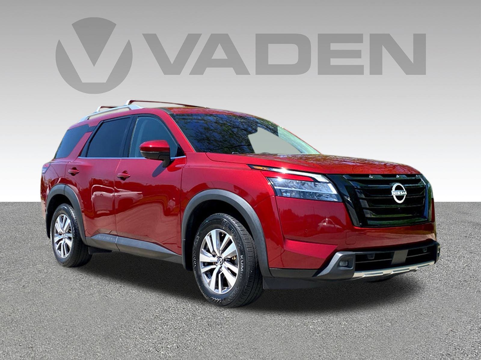 2022 Nissan Pathfinder SUV 