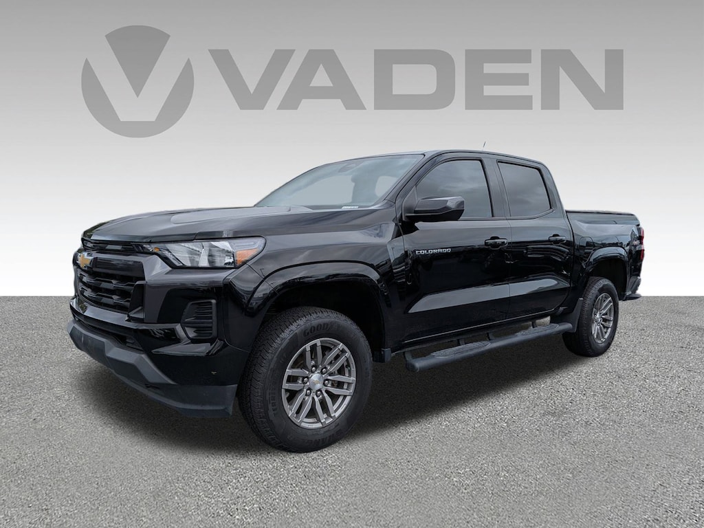 Used 2023 Chevrolet Colorado LT Truck Crew Cab
