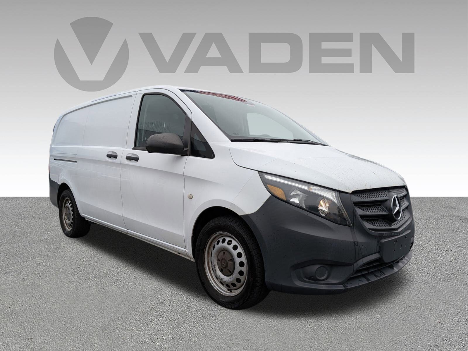 2017 Mercedes Benz Metris Cargo Van photo 2