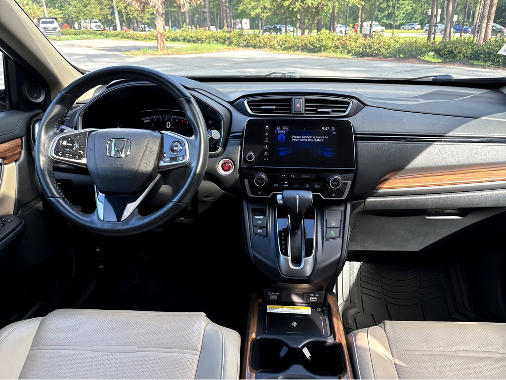 2020 Honda CR-V Touring photo 4