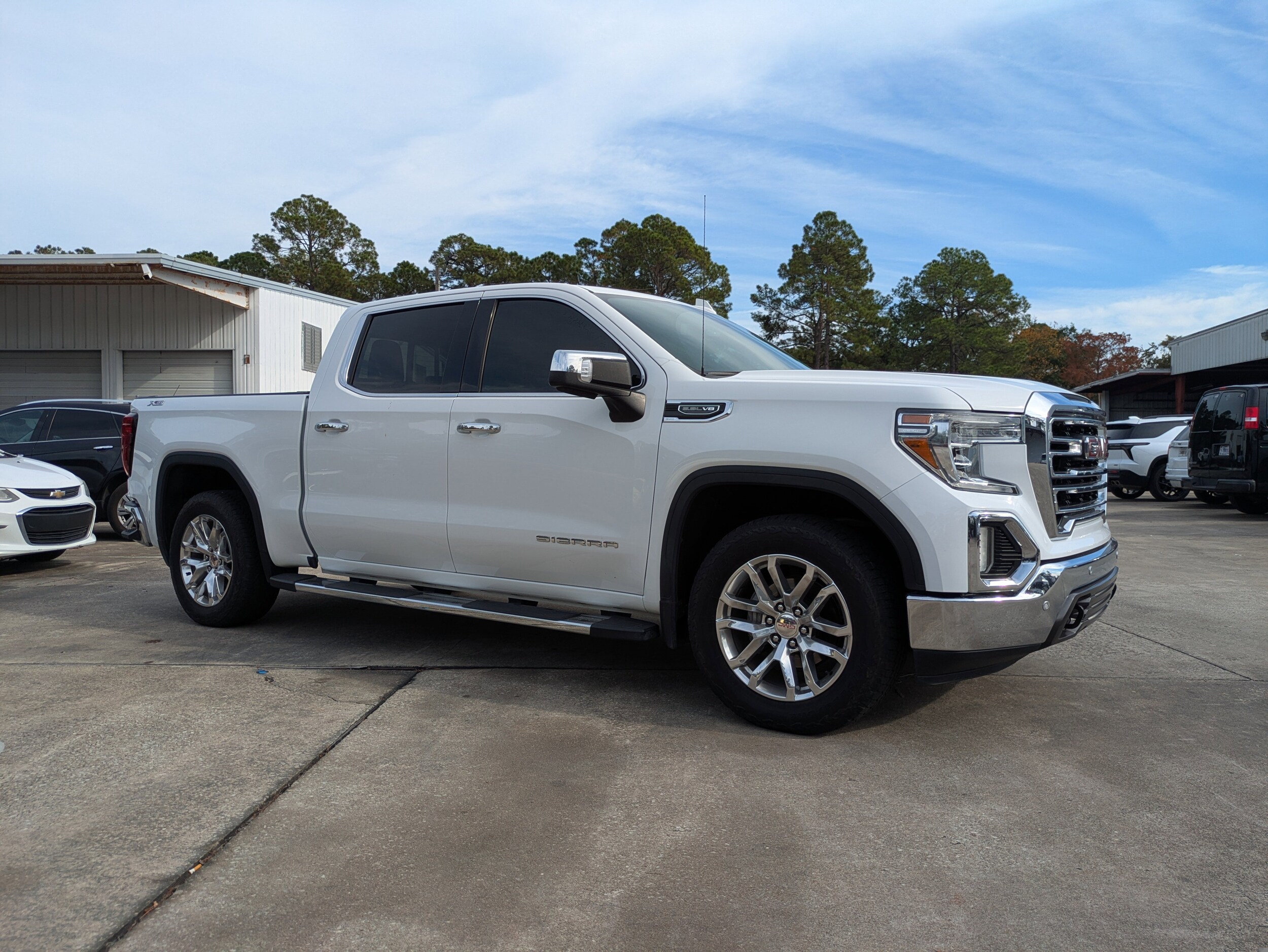 2020 Gmc Sierra 1500 SLT photo 2