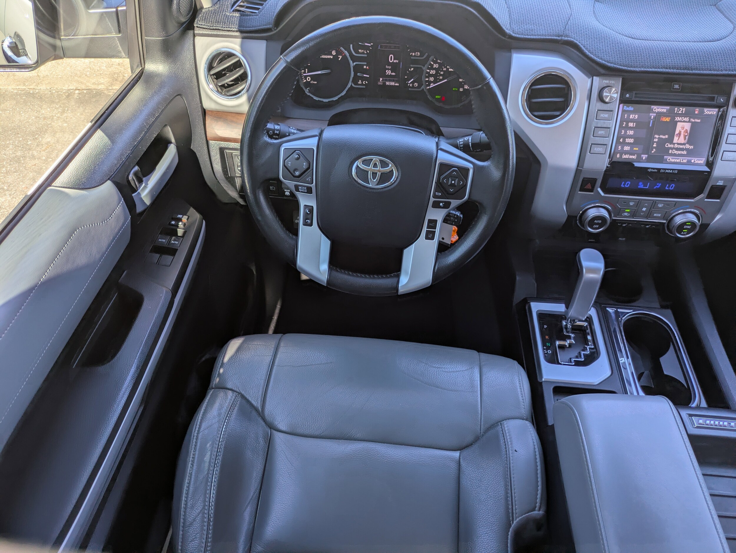 2019 Toyota Tundra Limited Grade photo 4