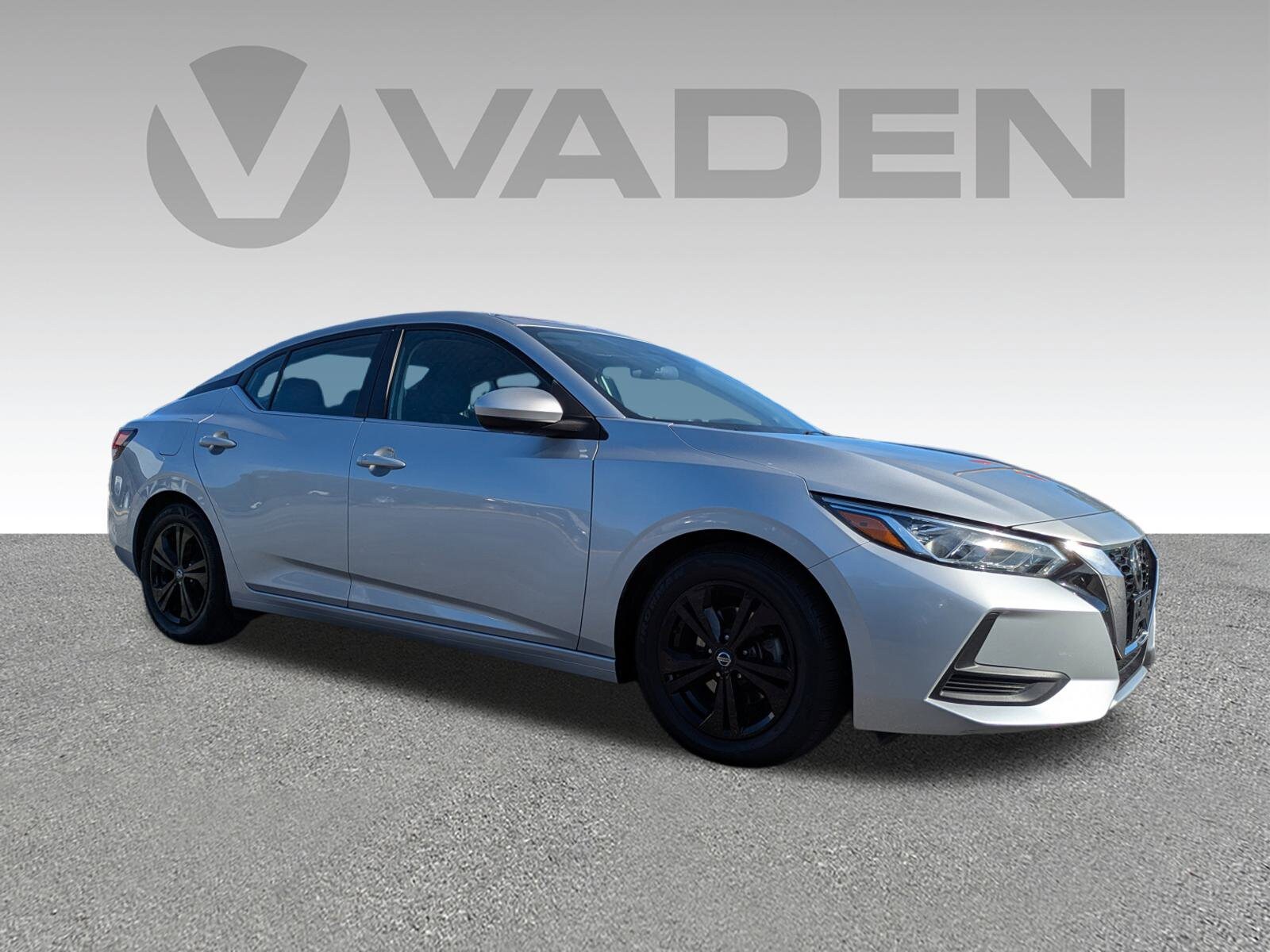 2021 Nissan Sentra SV photo 2