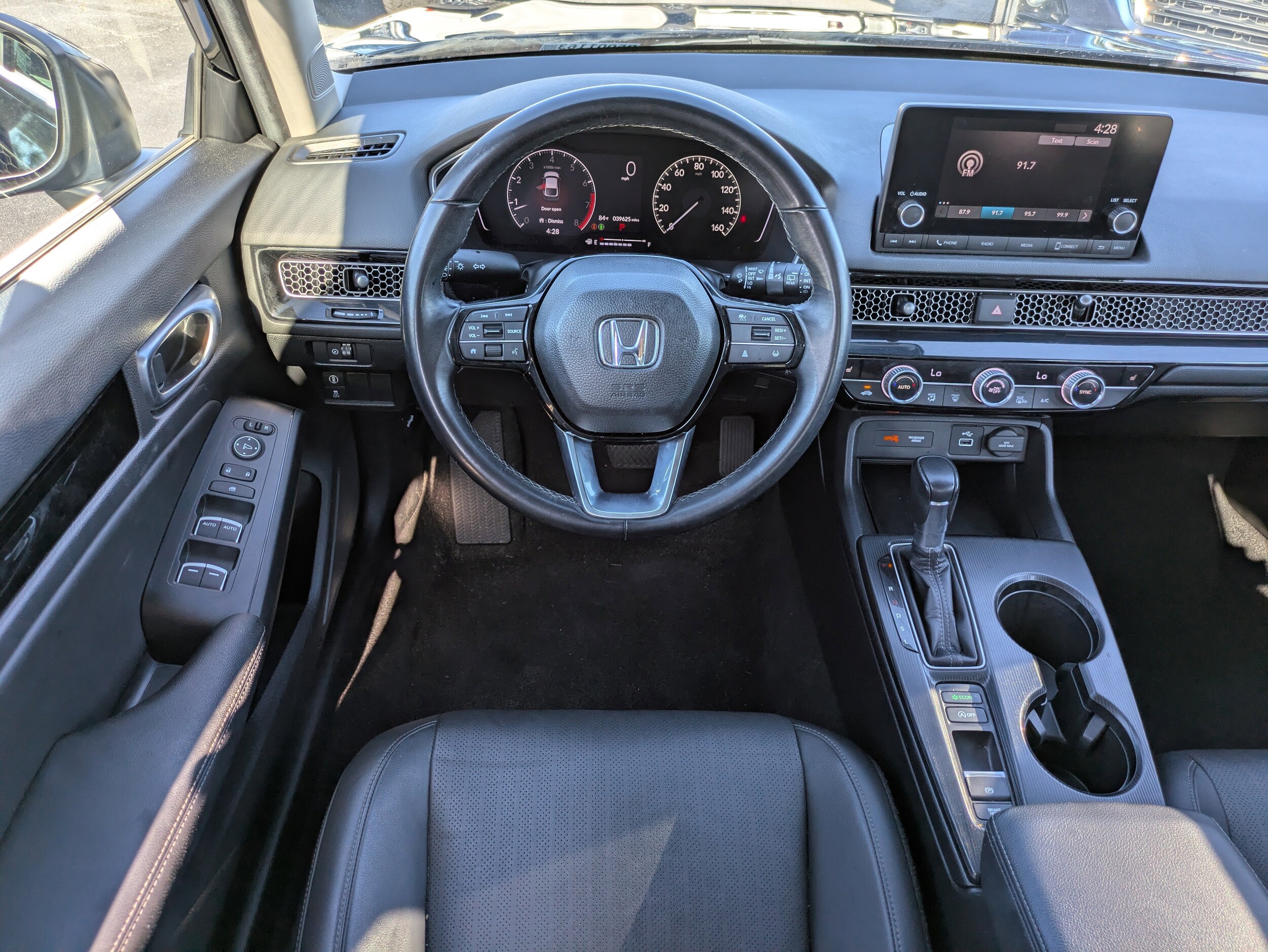2024 Honda Civic Hatchback EX-L photo 4
