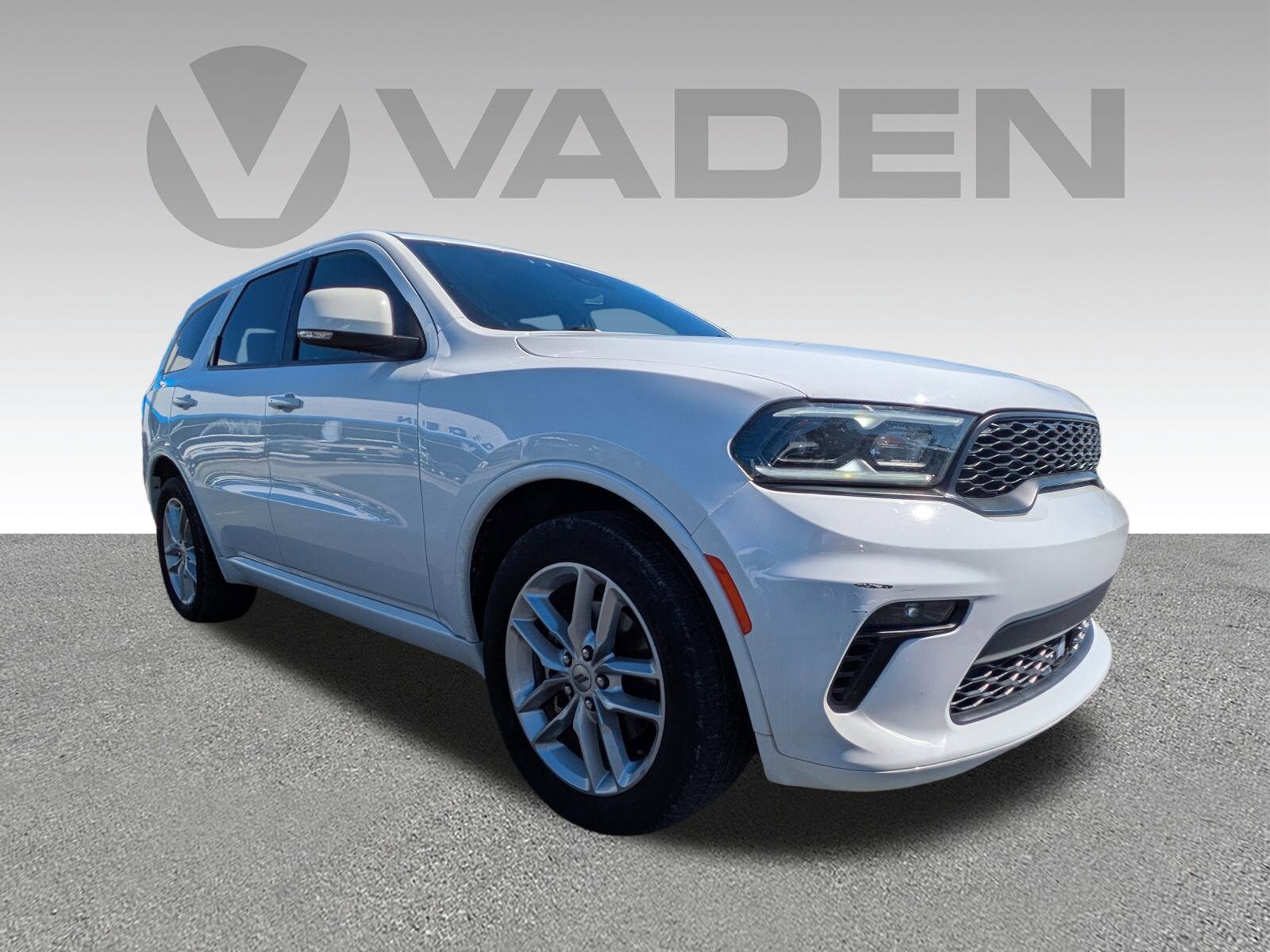 2022 Dodge Durango GT Plus photo 2