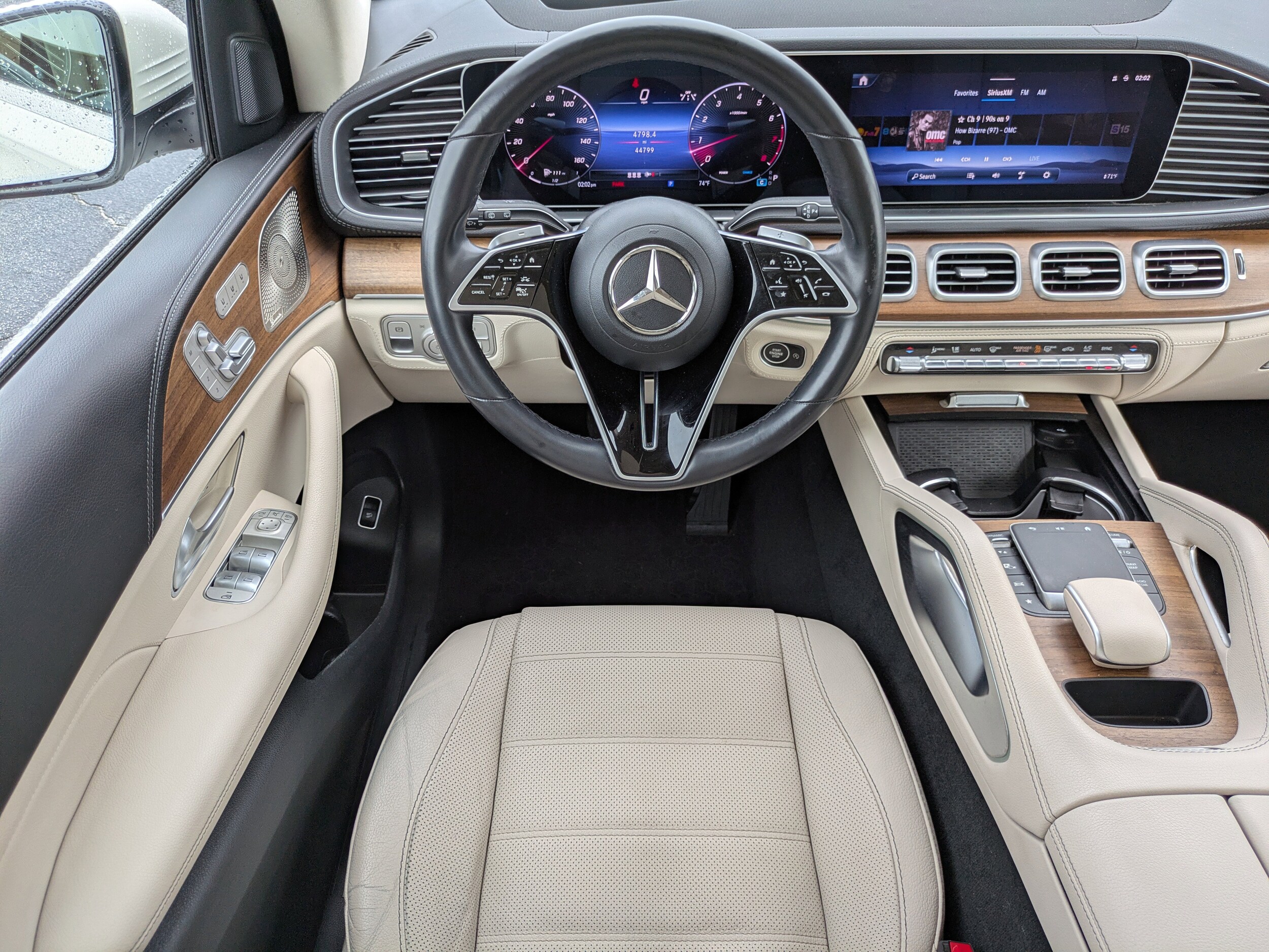 2024 Mercedes Benz GLE 350 4MATIC photo 2