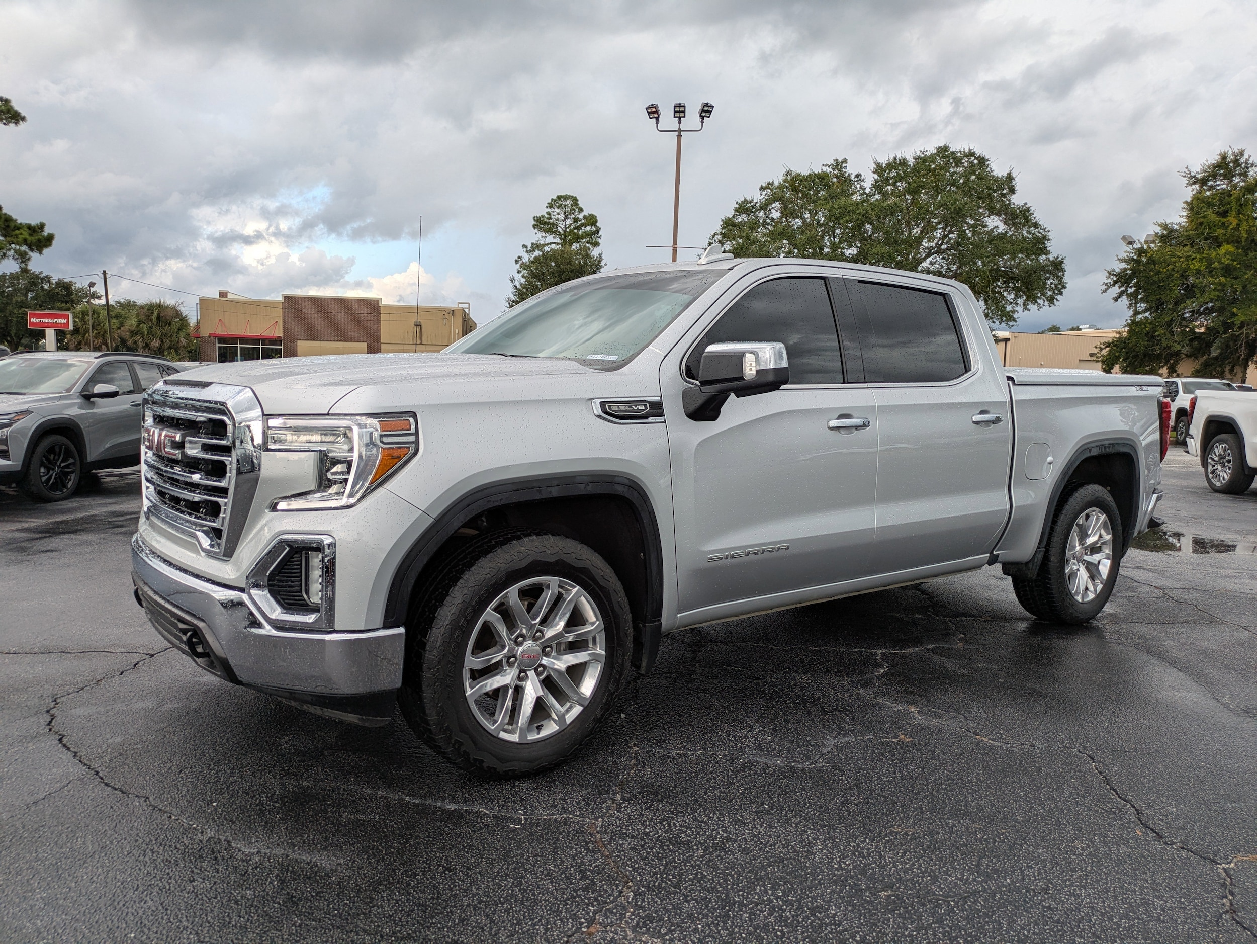 2021 GMC Sierra 1500 SLT