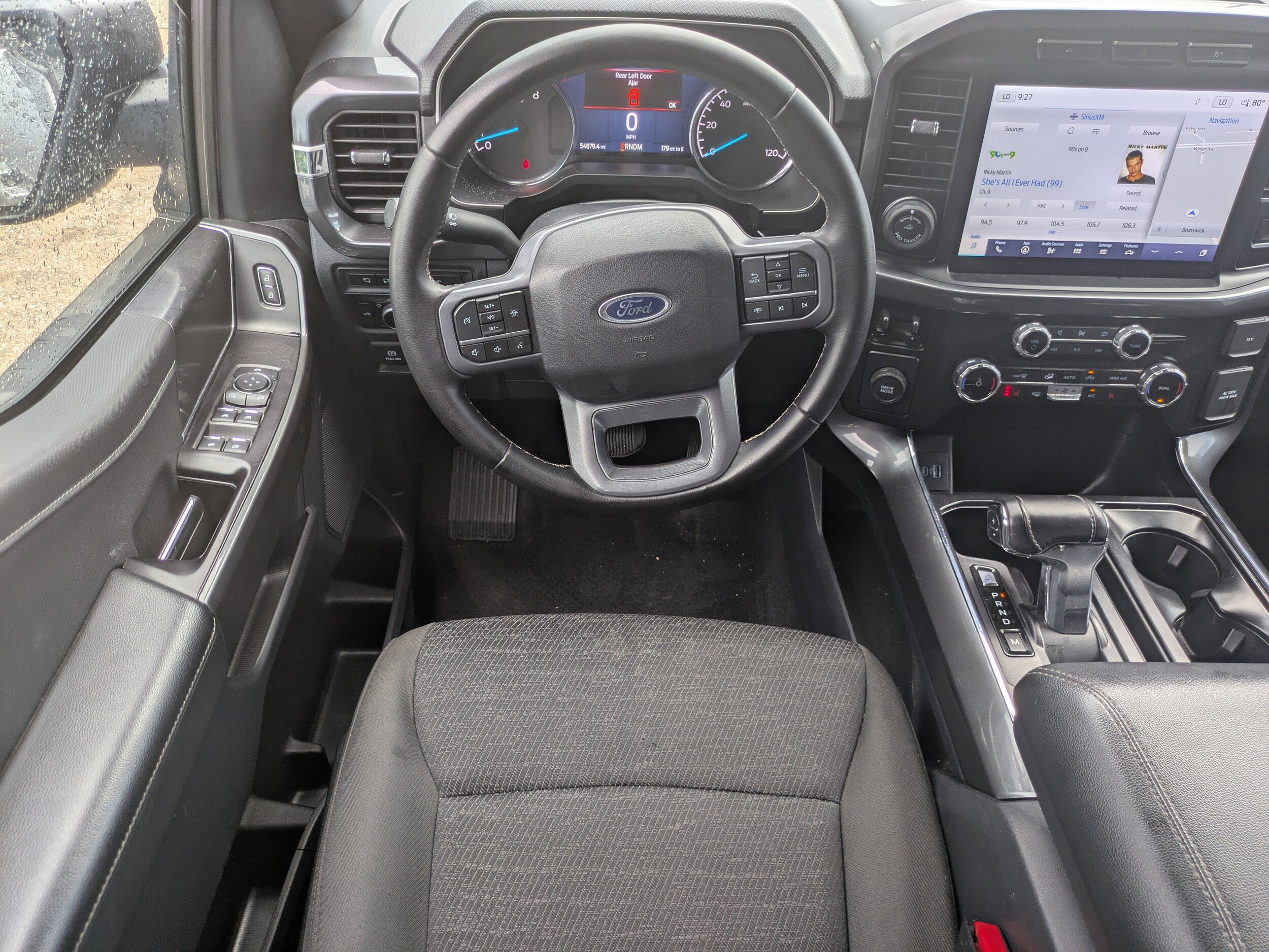 2023 Ford F-150 XLT photo 4