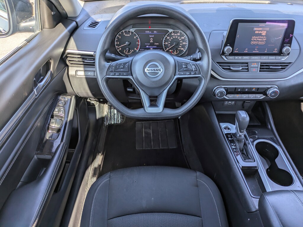 Used 2021 Nissan Altima 2.5 SV Sedan