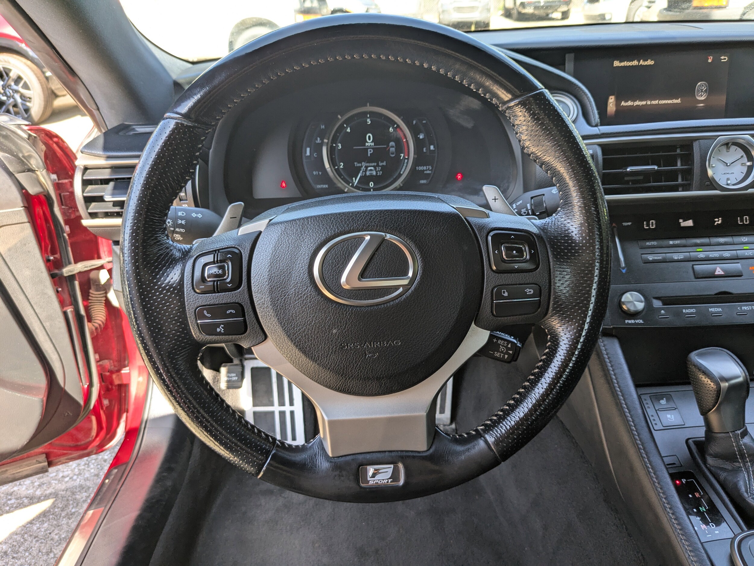 2017 Lexus RC 200t photo 4