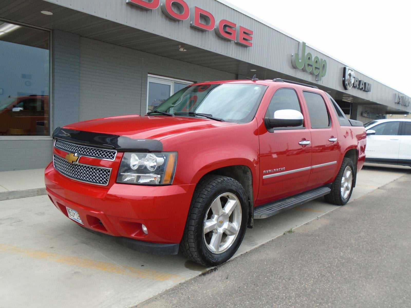 Used 2010 Chevrolet Avalanche LTZ with VIN 3GNVKGE09AG281320 for sale in Sauk Centre, Minnesota