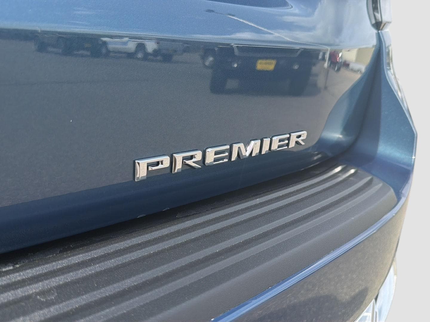 2026 Chevrolet Tahoe Premier - Photo 9