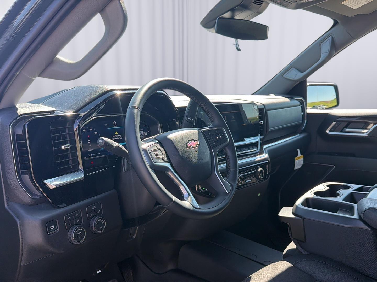 2026 Chevrolet Silverado 1500 LT - Photo 15