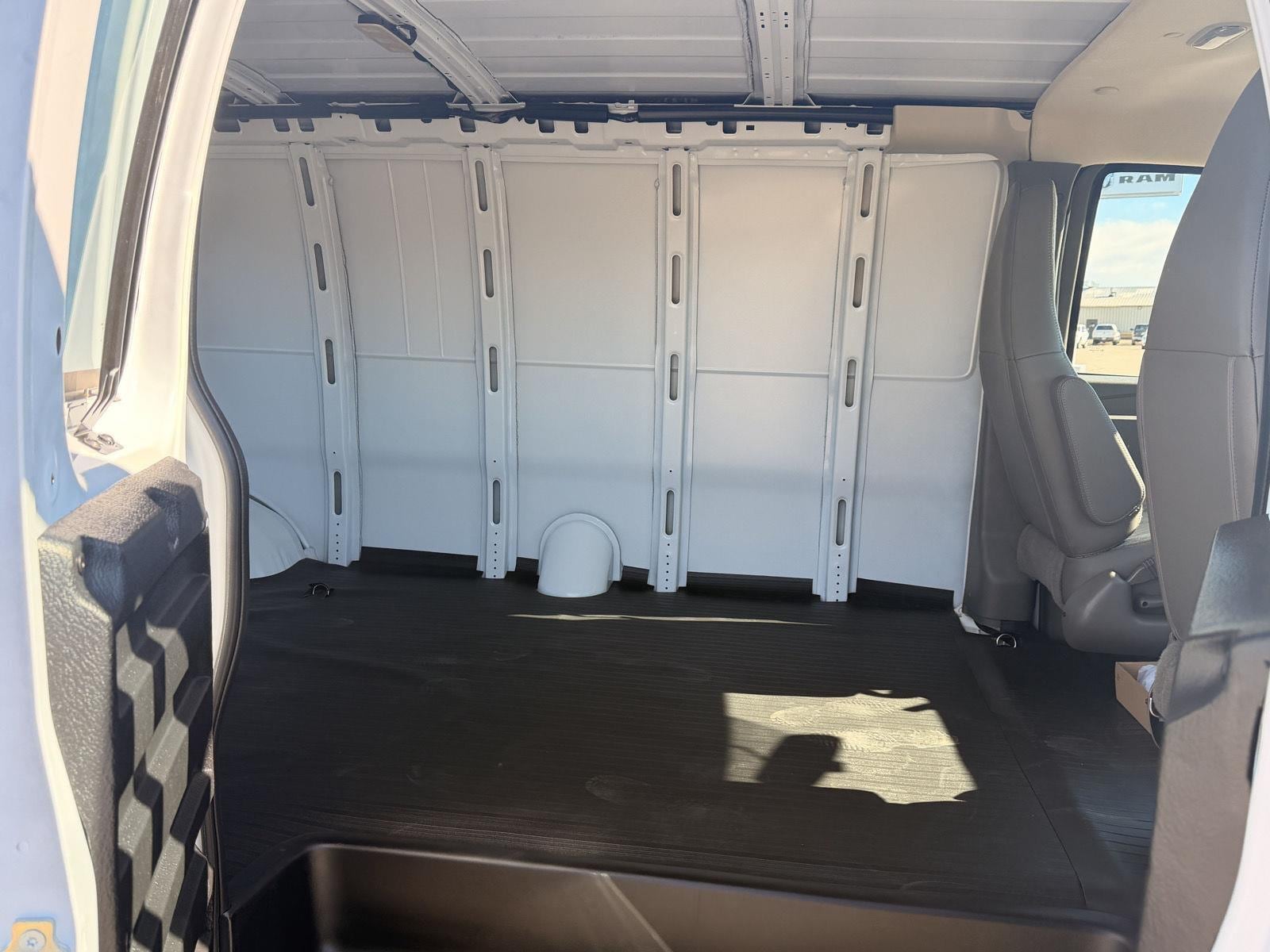 2026 Chevrolet Express Cargo Work Van - Photo 12