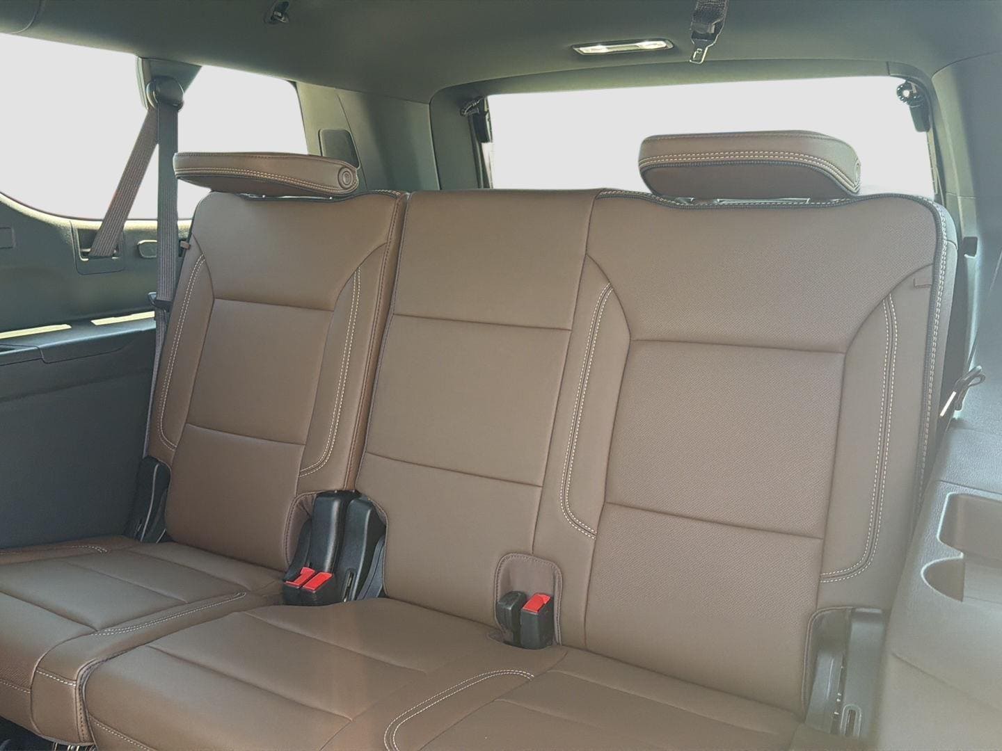2026 Chevrolet Suburban High Country - Photo 13