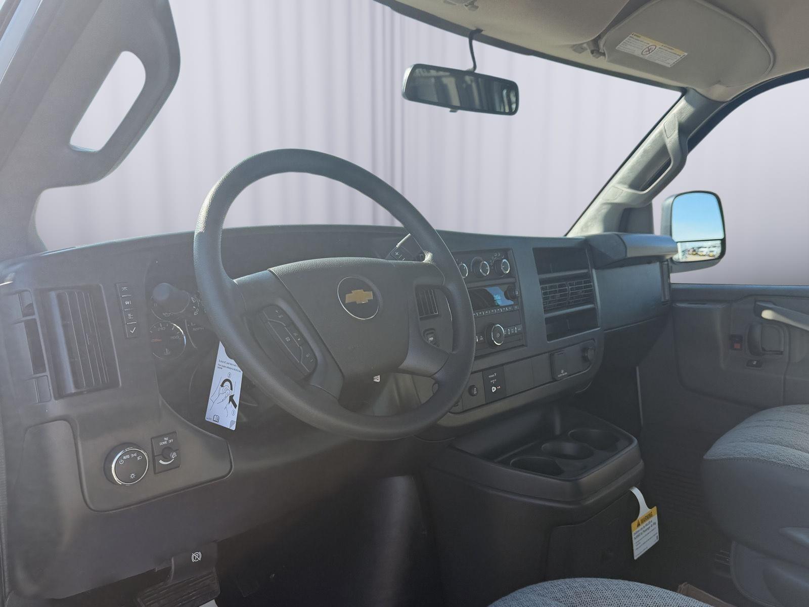 2026 Chevrolet Express Cargo Work Van - Photo 16