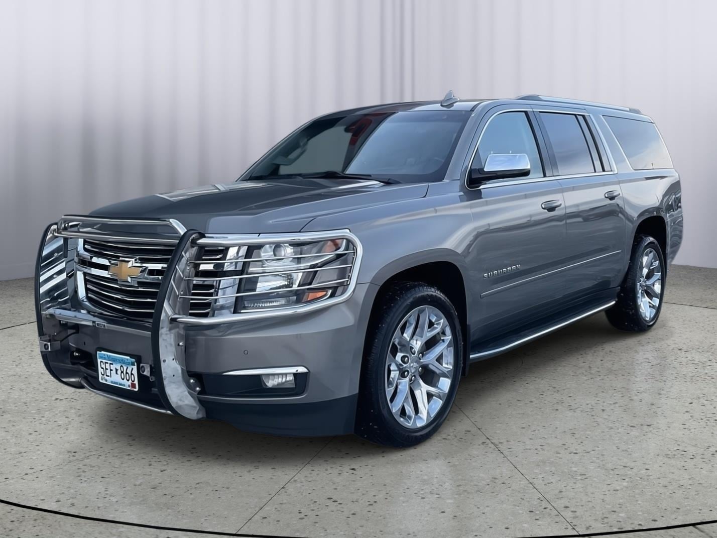 Used 2018 Chevrolet Suburban Premier with VIN 1GNSKJKC6JR303871 for sale in Sauk Centre, Minnesota