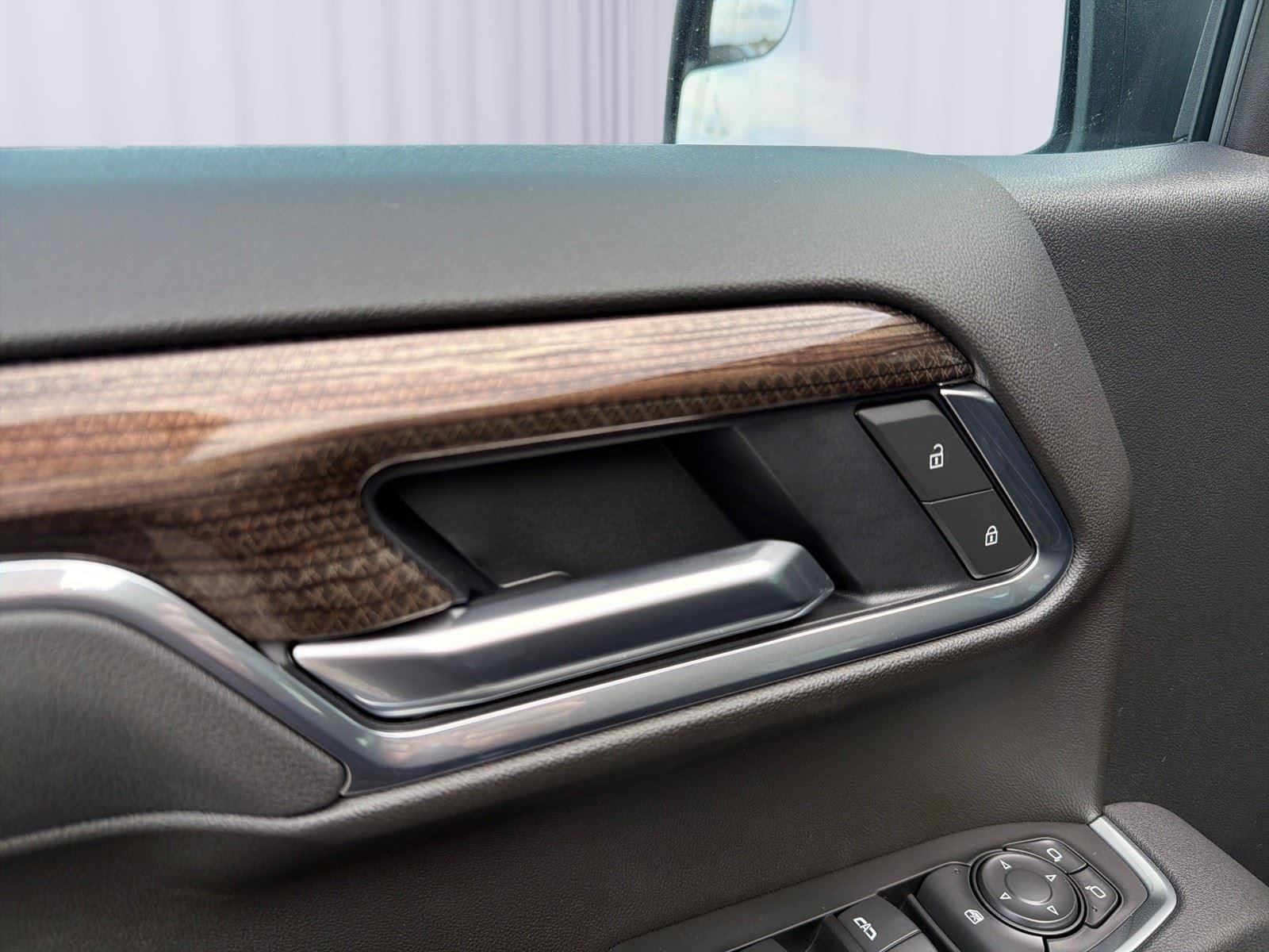 2026 Chevrolet Silverado 1500 LT - Photo 15