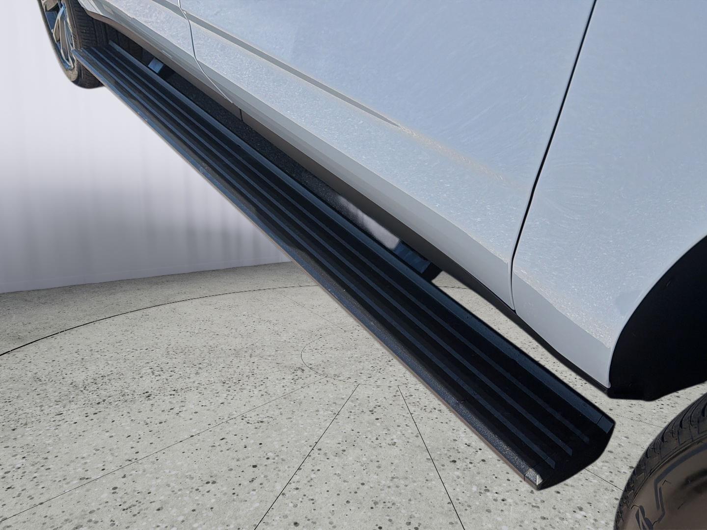 2026 Chevrolet Suburban High Country - Photo 12