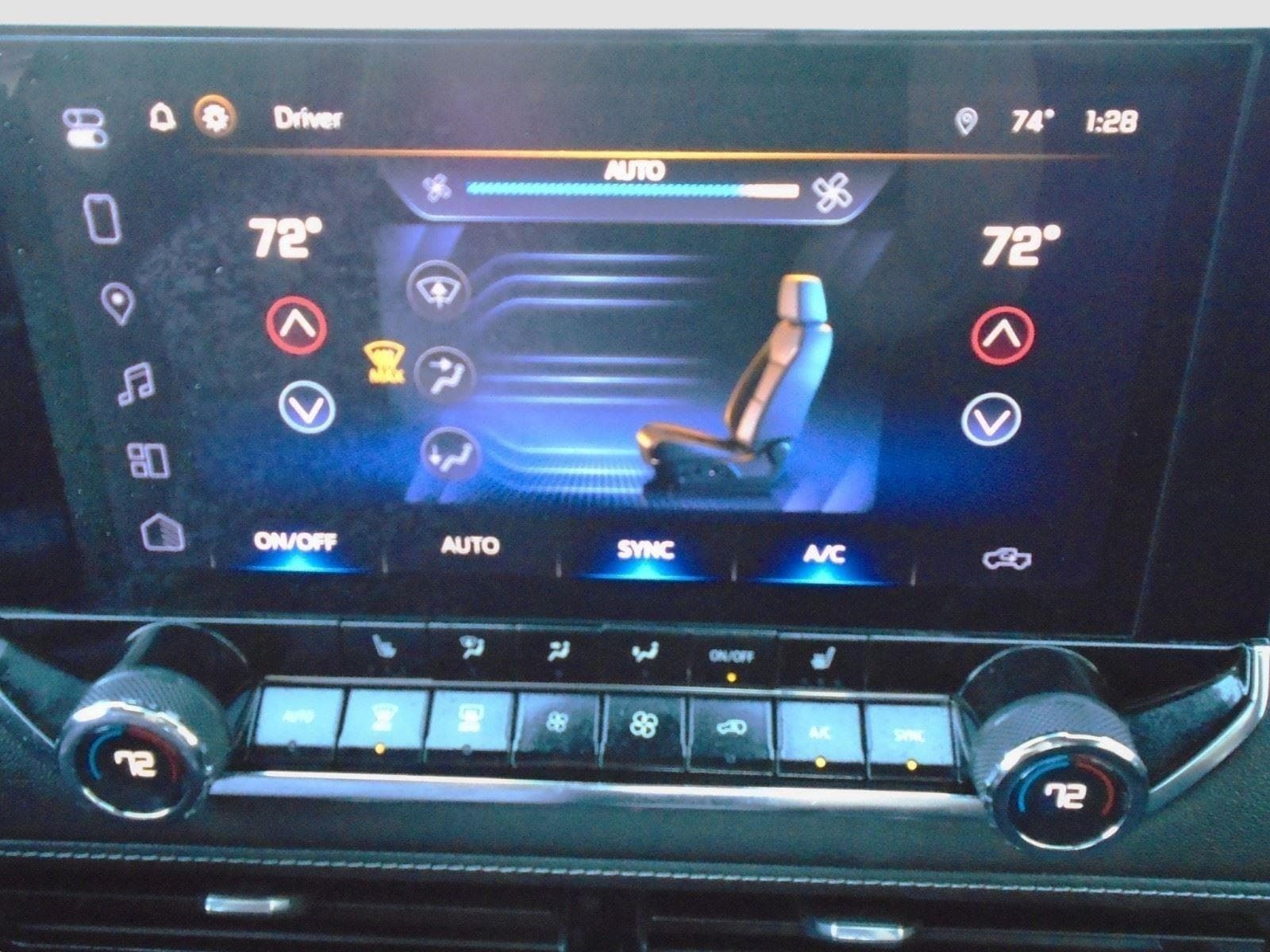 2023 Chevrolet Colorado LT - Photo 18