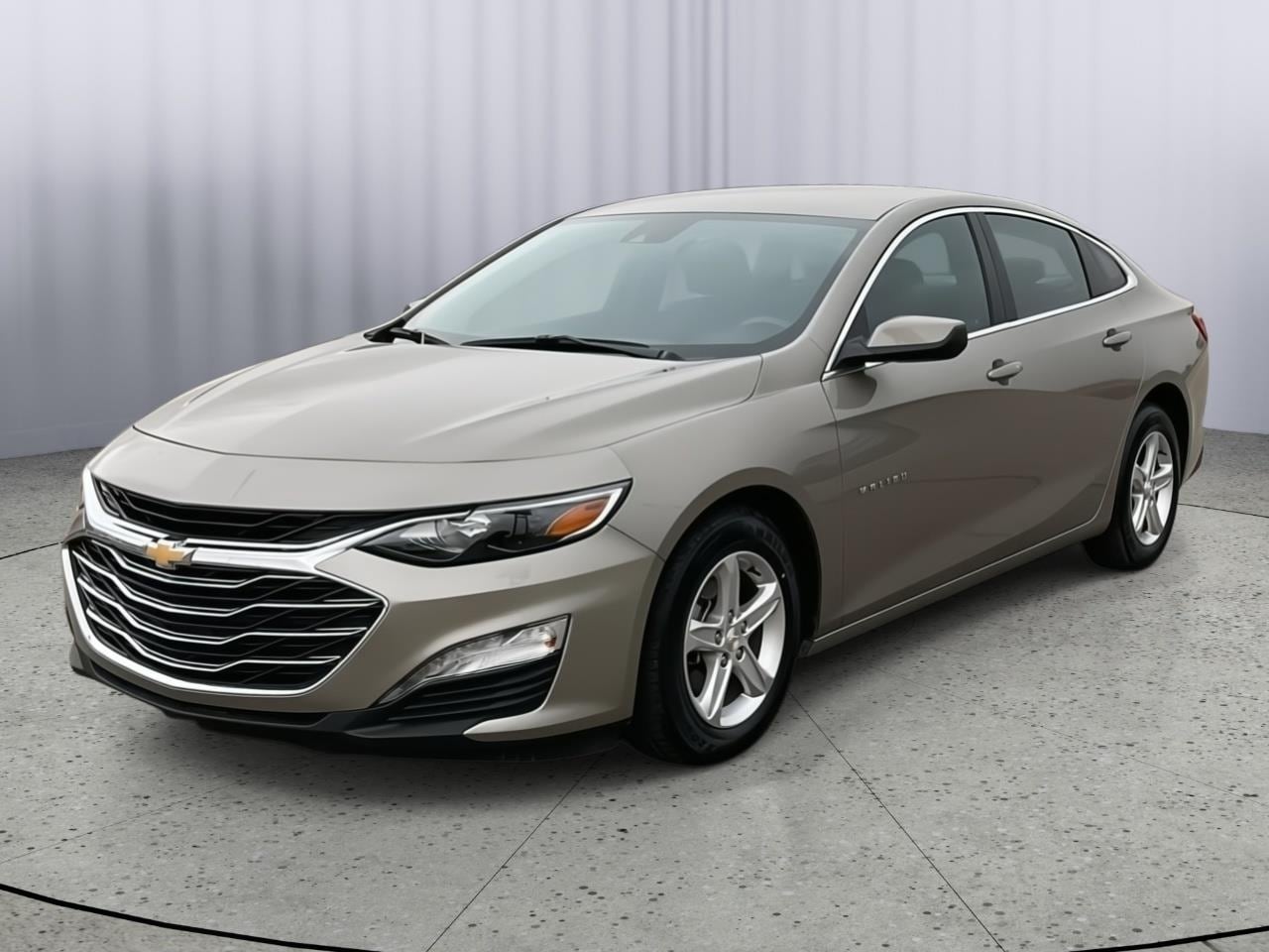 Used 2024 Chevrolet Malibu 1LT with VIN 1G1ZD5ST7RF139321 for sale in Sauk Centre, Minnesota