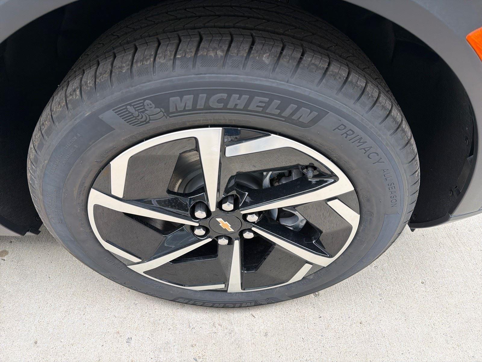 2026 Chevrolet Equinox EV 2LT - Photo 8