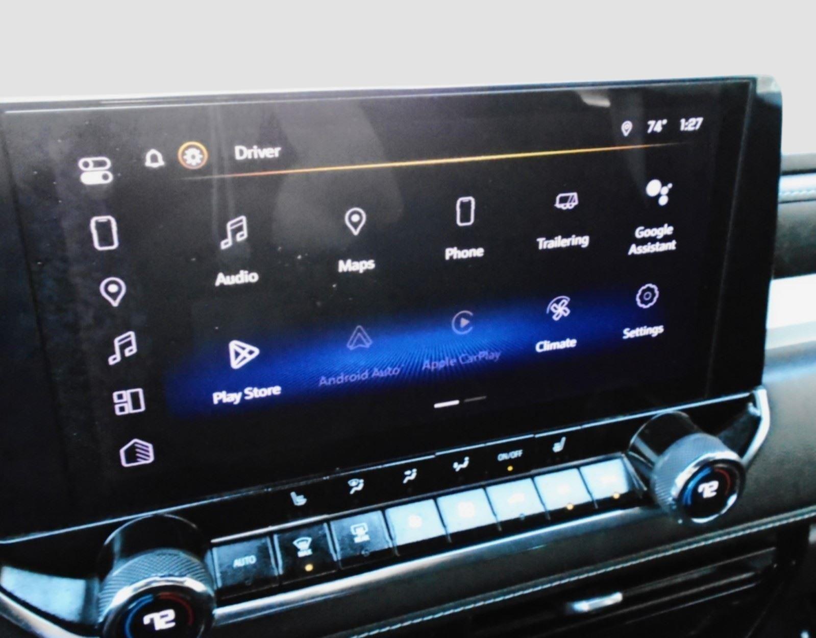 2023 Chevrolet Colorado LT - Photo 17