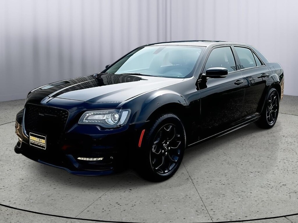 Used 2023 Chrysler 300 Touring L