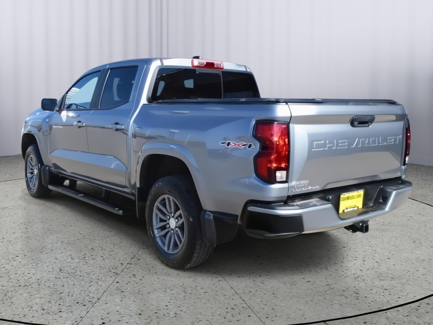 2023 Chevrolet Colorado LT - Photo 6