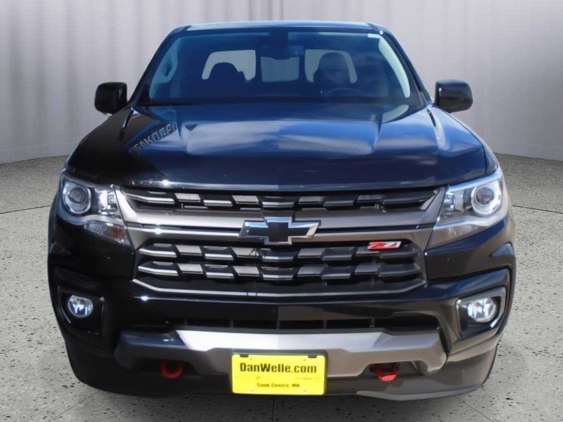 Used 2022 Chevrolet Colorado Z71 with VIN 1GCGTDENXN1135098 for sale in Sauk Centre, Minnesota