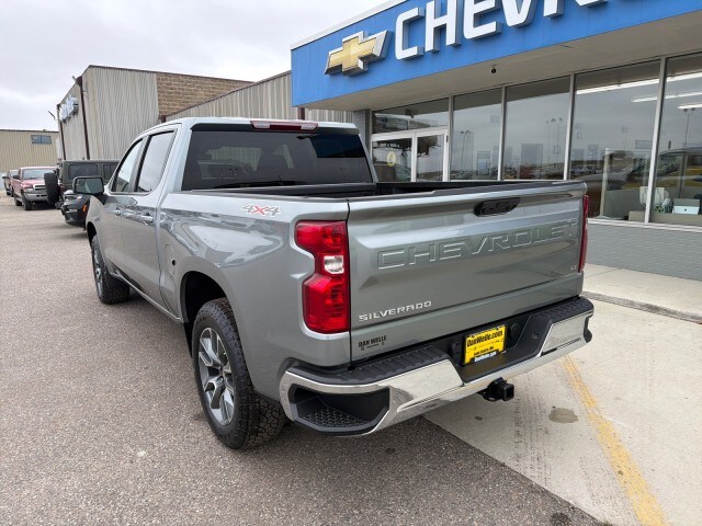 2026 Chevrolet Silverado 1500 LT photo 4