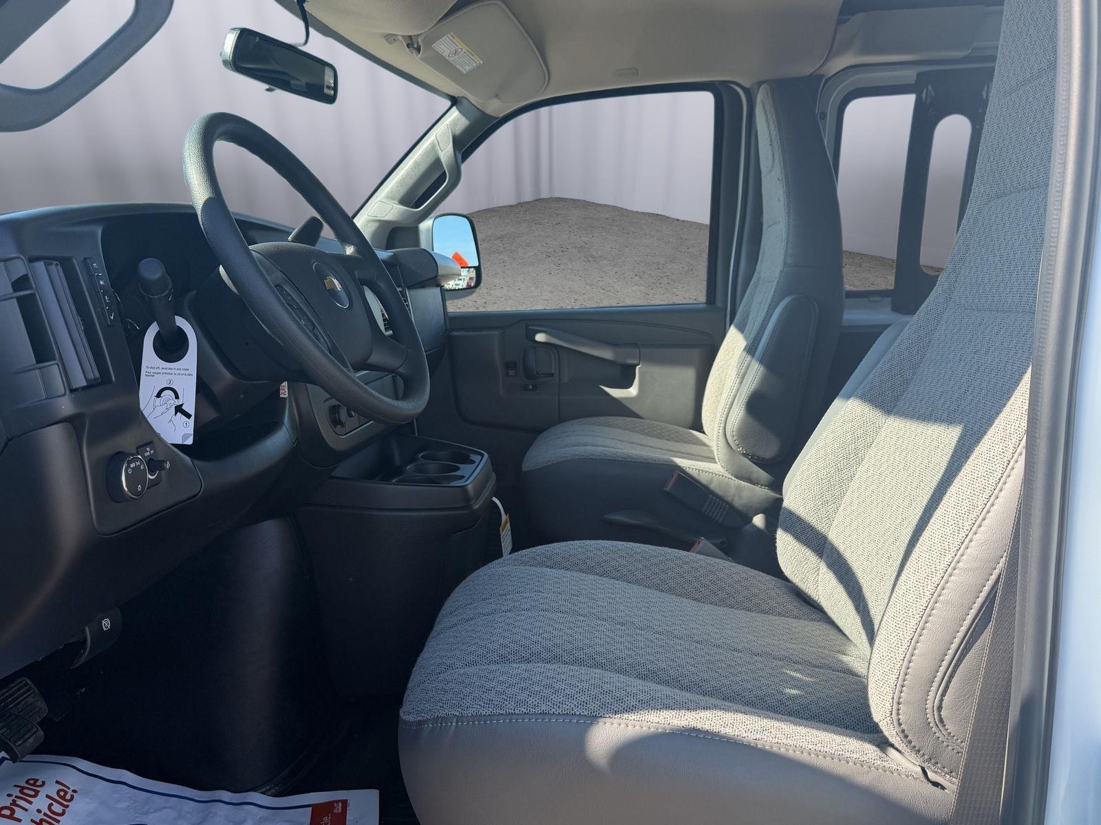 2026 Chevrolet Express Cargo Work Van - Photo 13