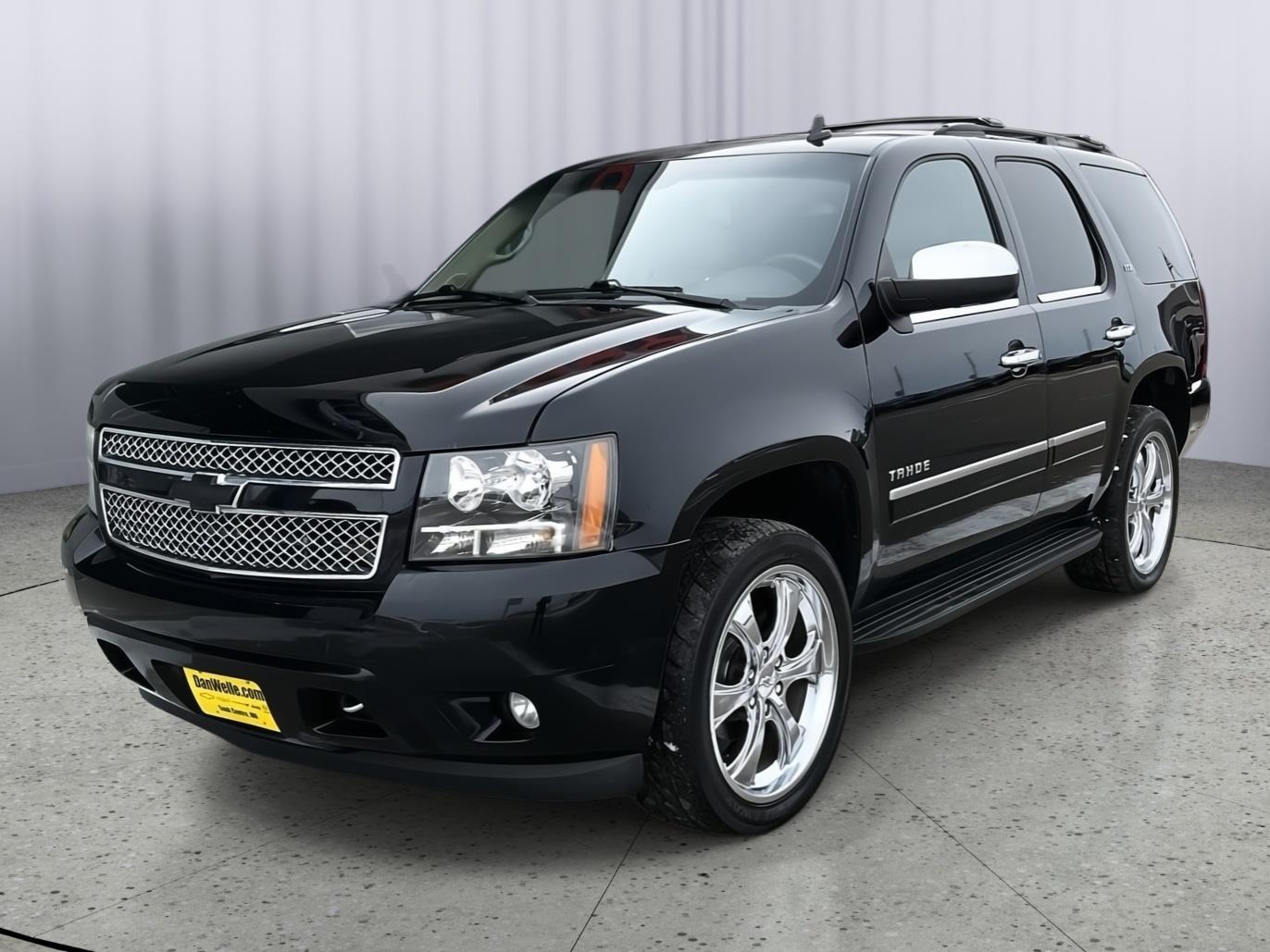 Used 2013 Chevrolet Tahoe LTZ with VIN 1GNSKCE02DR231682 for sale in Sauk Centre, Minnesota