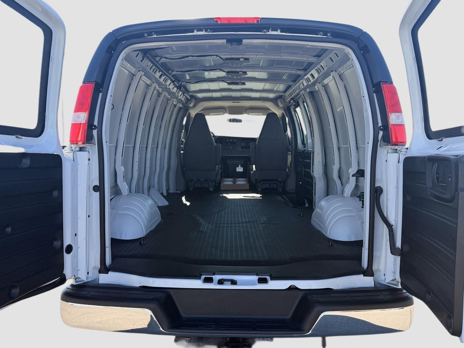 2026 Chevrolet Express Cargo Work Van - Photo 9