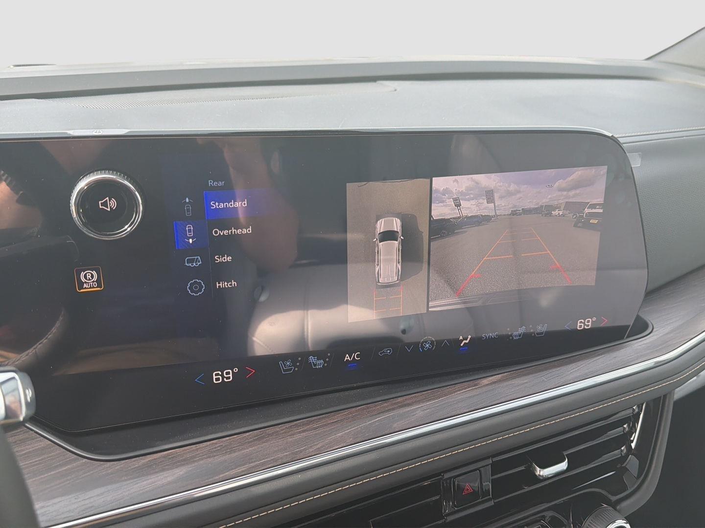 2026 Chevrolet Tahoe Premier - Photo 27