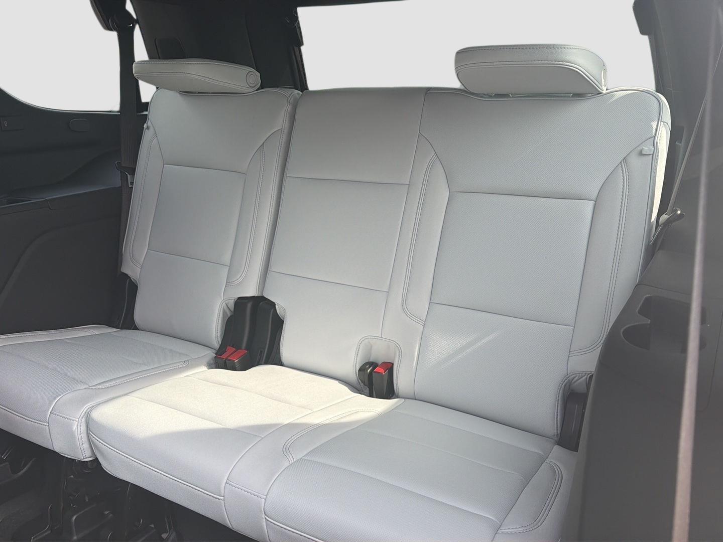 2026 Chevrolet Tahoe Premier - Photo 13