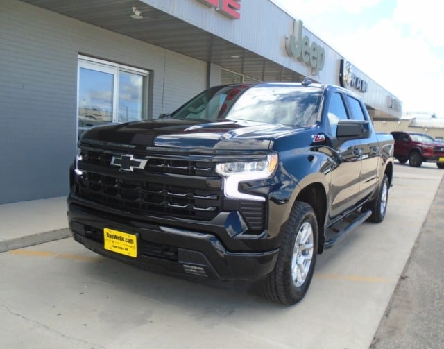 Used 2022 Chevrolet Silverado 1500 RST with VIN 2GCUDEED2N1517195 for sale in Sauk Centre, Minnesota