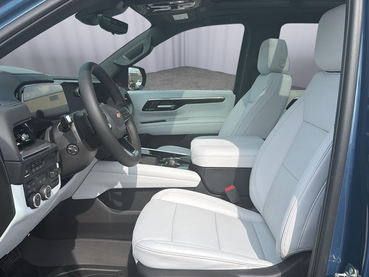 2026 Chevrolet Tahoe Premier - Photo 17