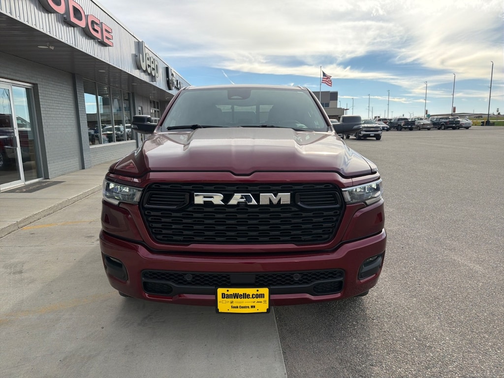 New 2026 Ram 1500 BIG HORN CREW CAB 4X4 5'7 BOX Pickup
