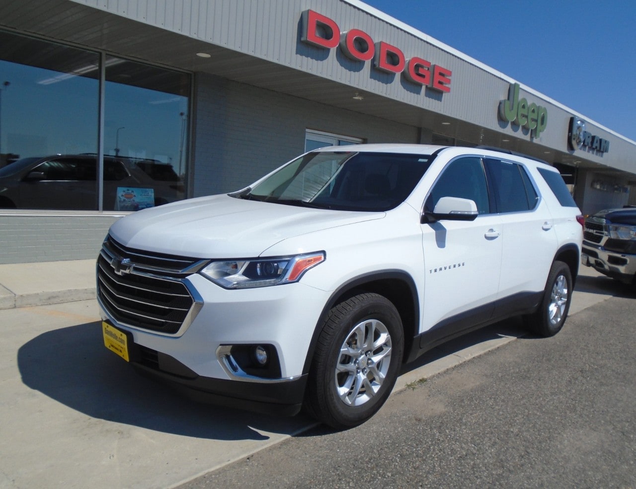 Used 2020 Chevrolet Traverse 1LT with VIN 1GNEVGKW2LJ158699 for sale in Sauk Centre, Minnesota