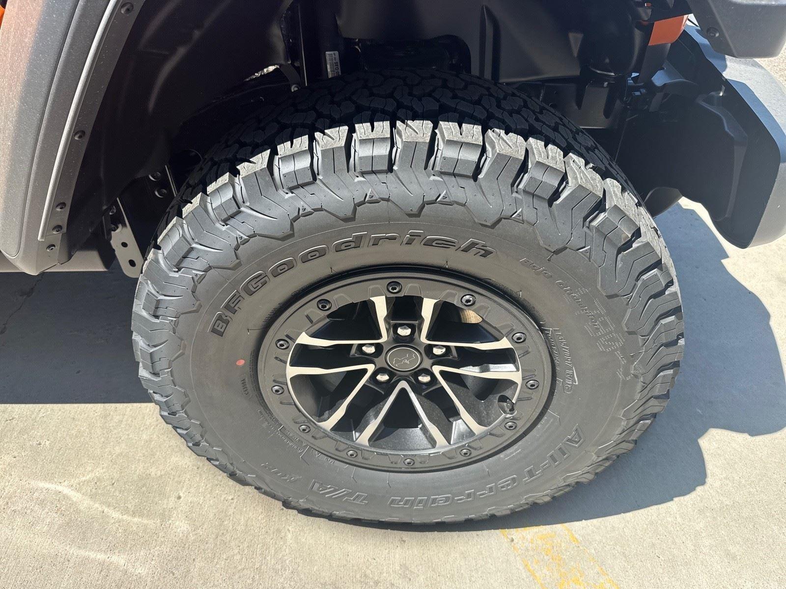 2025 Jeep Wrangler 4-Door Willys - Photo 8