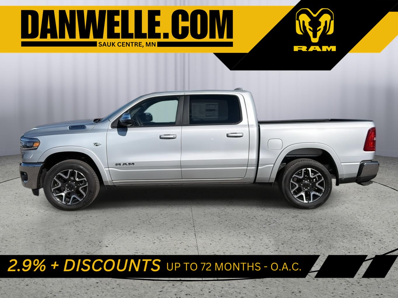 2026 RAM 1500 Laramie 4x4 Crew Cab 5'7's photo