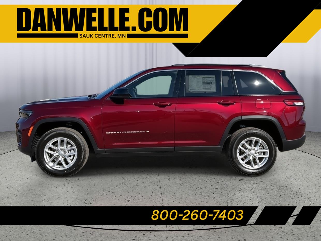 2026 Jeep Grand Cherokee Laredo