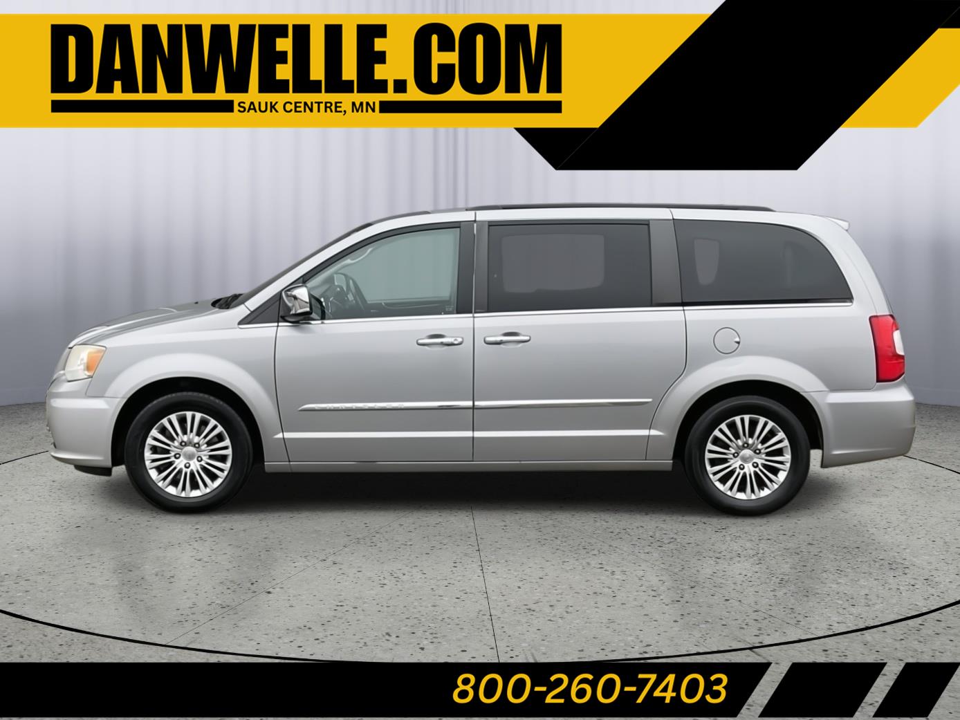 2013 Chrysler Town & Country Touring-L