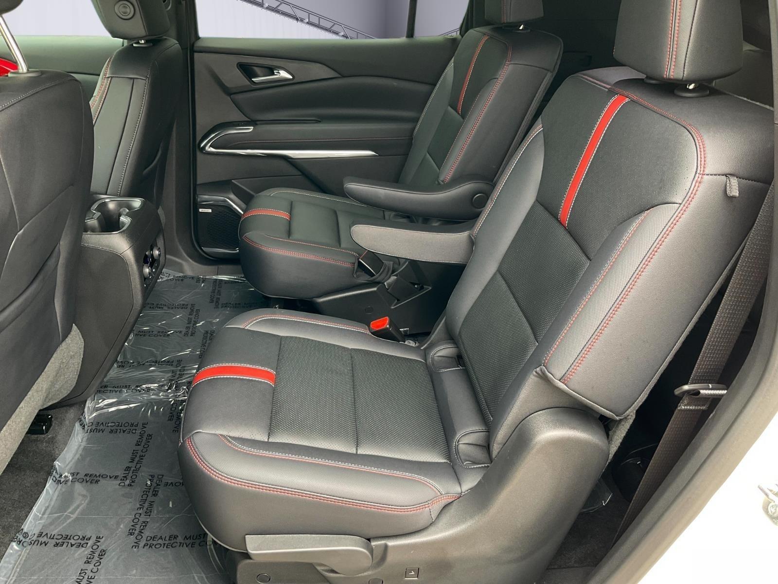 2025 Chevrolet Traverse RS - Photo 16