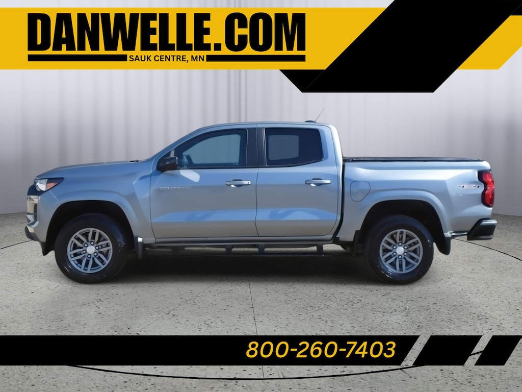 Used 2023 Chevrolet Colorado 4WD LT Truck