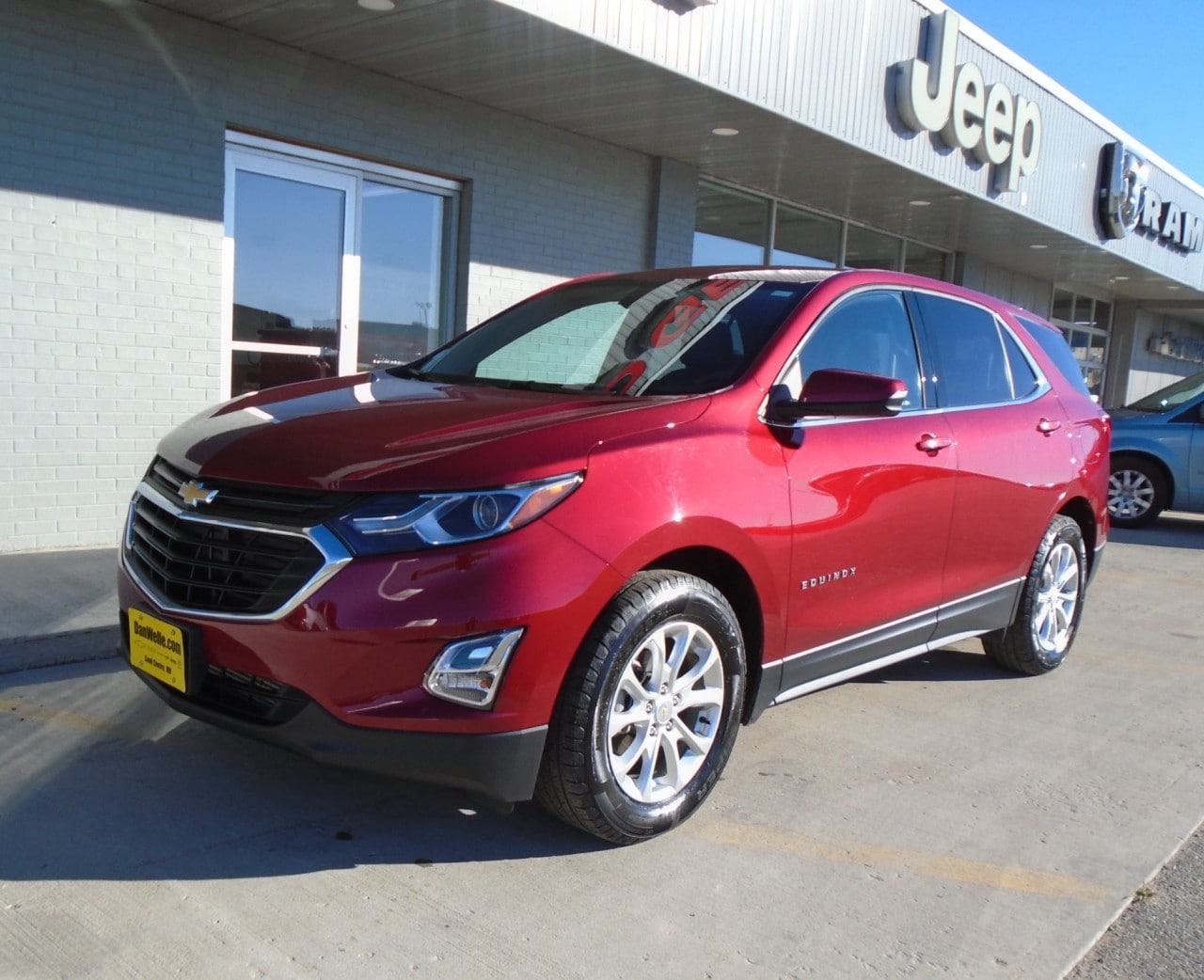 Used 2018 Chevrolet Equinox LT with VIN 2GNAXJEV4J6172509 for sale in Sauk Centre, Minnesota