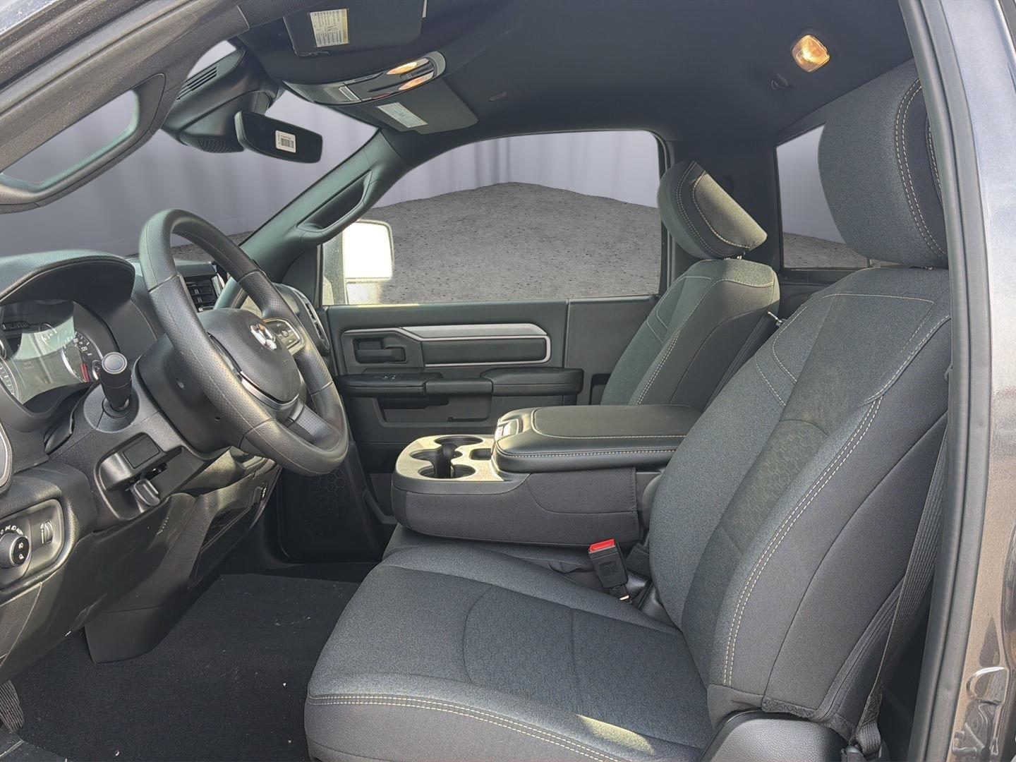 2026 RAM 2500 Tradesman - Photo 10